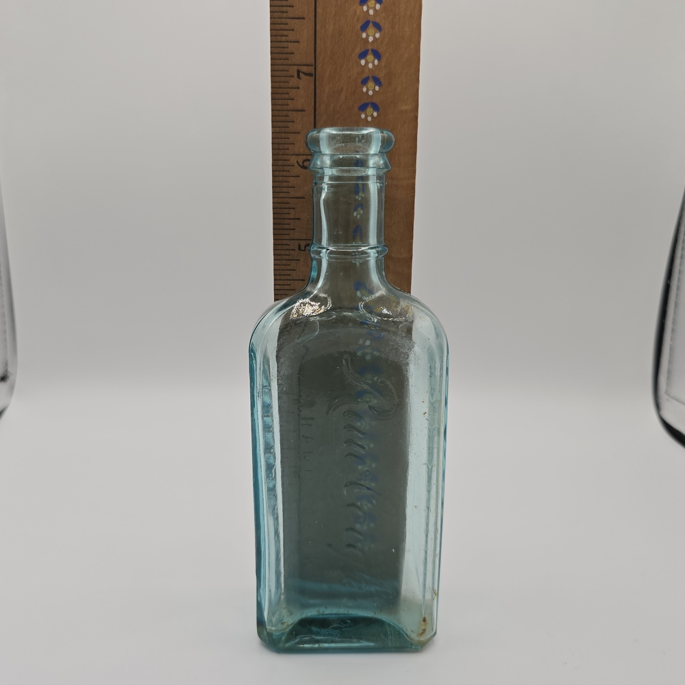 Vintage W.T. Rawleigh Co. Aqua Glass Bottle 6.25” Freeport Ill. Embossed - Picture 10 of 16